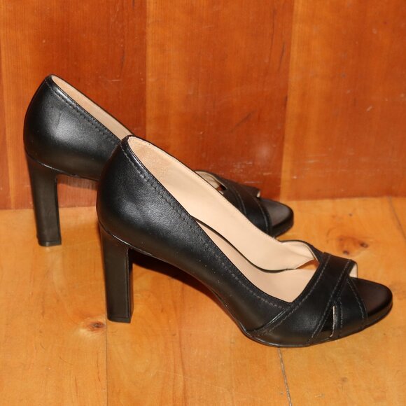 Naturalizer Odetta Black Leather Crisscross Peep Toe 4" Heels Sz 7 - Picture 5 of 10